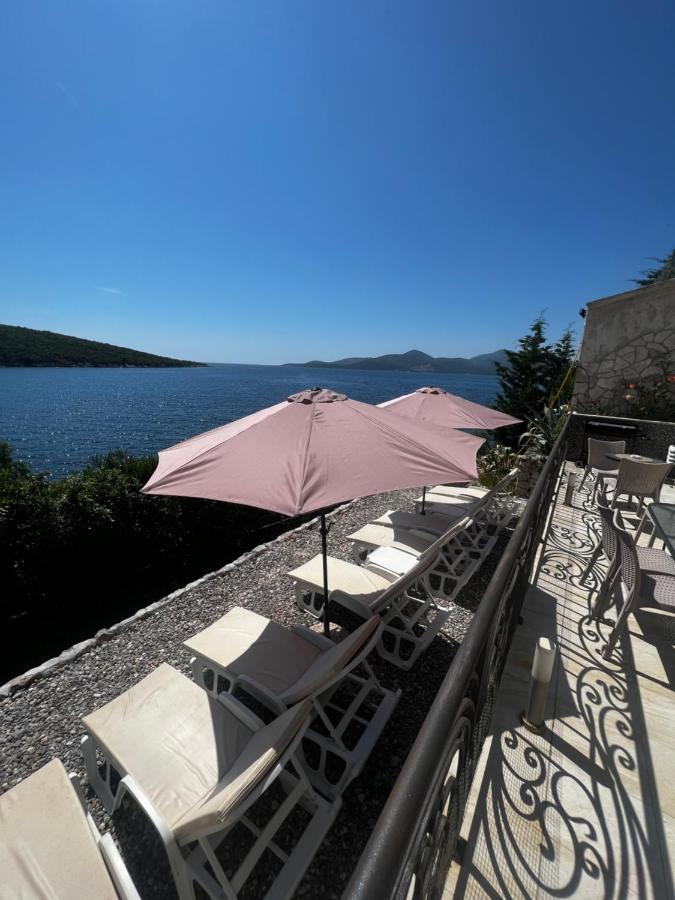 Vilena Apartmani Tivat Exterior foto