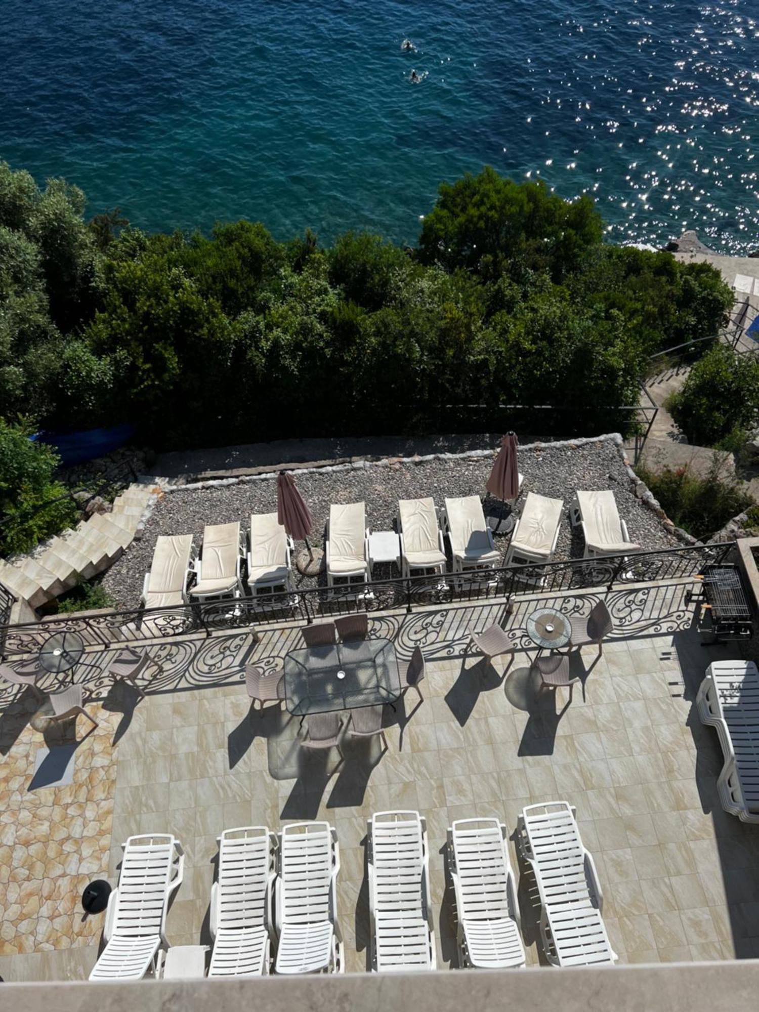 Vilena Apartmani Tivat Exterior foto