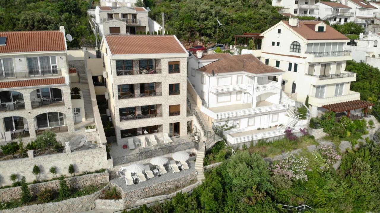 Vilena Apartmani Tivat Exterior foto